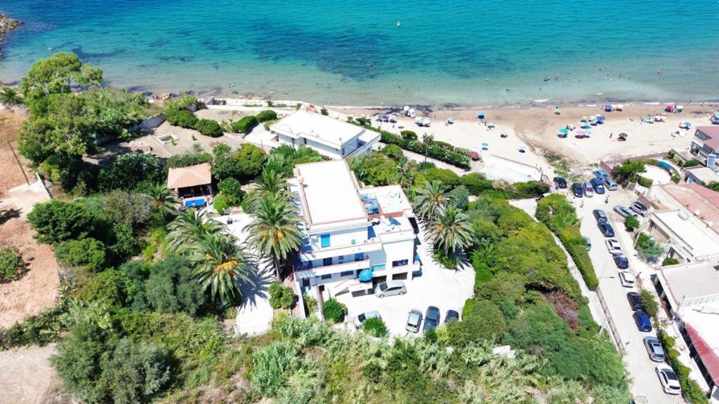 Le Palme Vacanze Trappeto  Exteriör bild