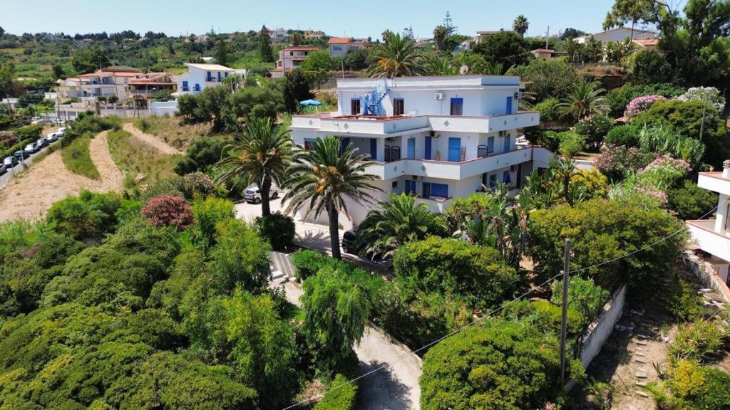 Le Palme Vacanze Trappeto  Exteriör bild